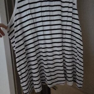 Old Navy Black and White Striped Top